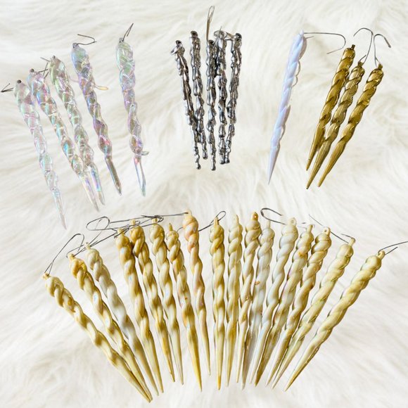 Huge Lot of Vintage Plastic Icicle Christmas Ornaments 31 Pieces 60s 70s - Picture 14 of 14